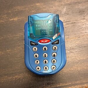 Tiger Electronics Handheld Hit Clips